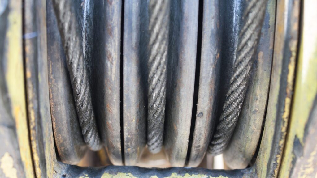 大ロット発注ok！納期早めのワイヤーロープ取引先５選のアイキャッチ画像です。