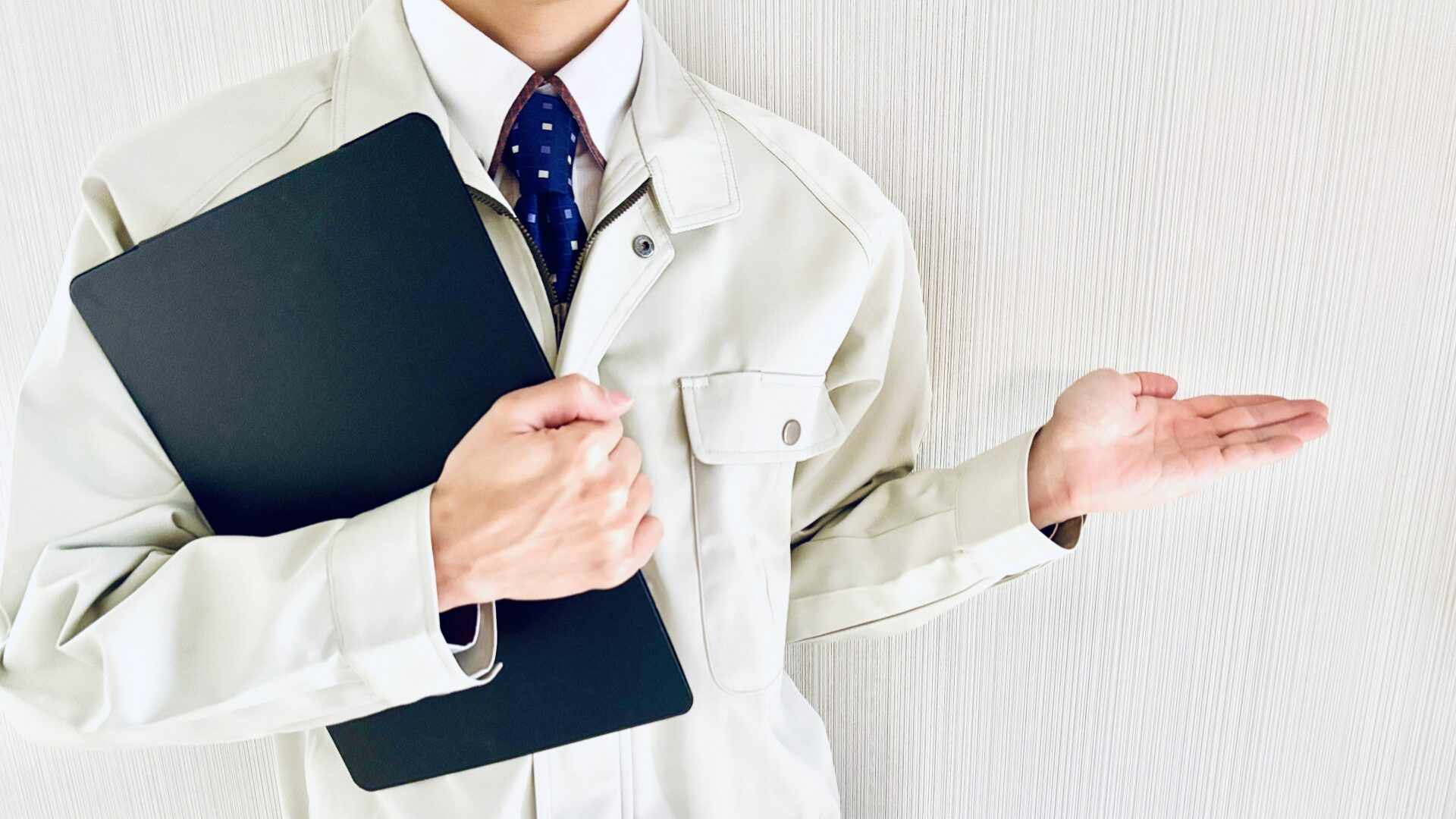 ワイヤーロープの「メッキ（G種）と裸（O種）」の違いを徹底解説のアイキャッチ画像です。